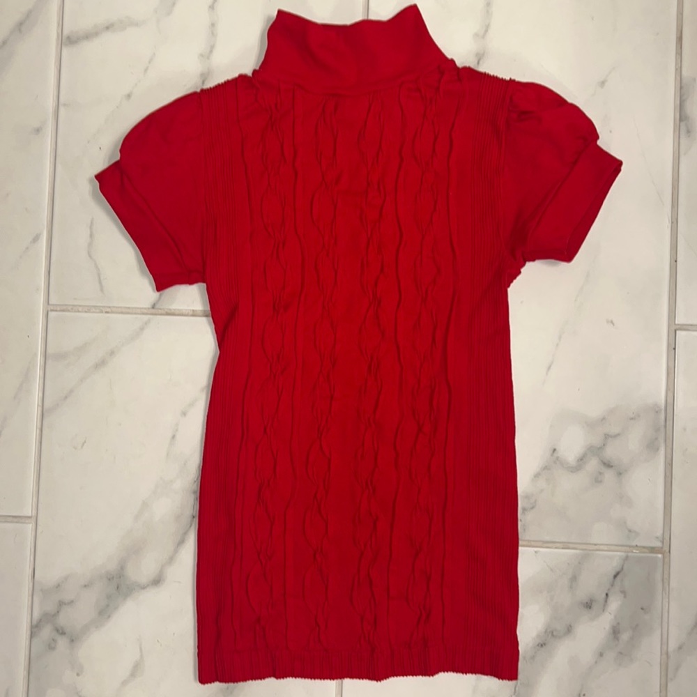 G by guess red top